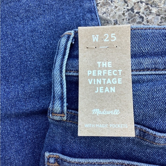 Madewell the Perfect Vintage Jeans - 25”.  New! - Picture 4 of 6